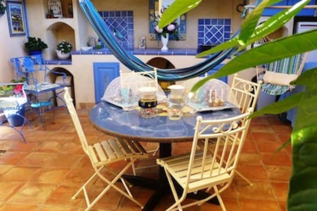 Nouveau ! Chambre D'Hote Insolite Privee " Coeurs De Pirates A Bali En Provence" Spa Sauna Massages Dans Cadre Exotique D'Amenagements Exterieurs D'Exception Ete Comme Hiver Bienvenue !!! Cavalaire-sur-Mer Exterior photo