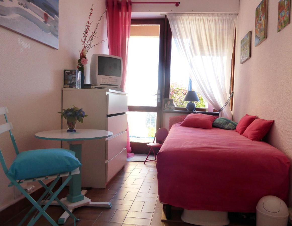 Nouveau ! Chambre D'Hote Insolite Privee " Coeurs De Pirates A Bali En Provence" Spa Sauna Massages Dans Cadre Exotique D'Amenagements Exterieurs D'Exception Ete Comme Hiver Bienvenue !!! Cavalaire-sur-Mer Exterior photo